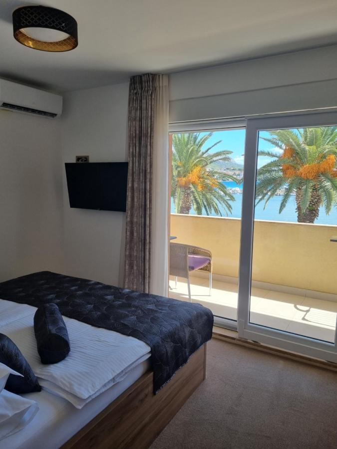 Rooms & Apartments Toni Stobreč Extérieur photo